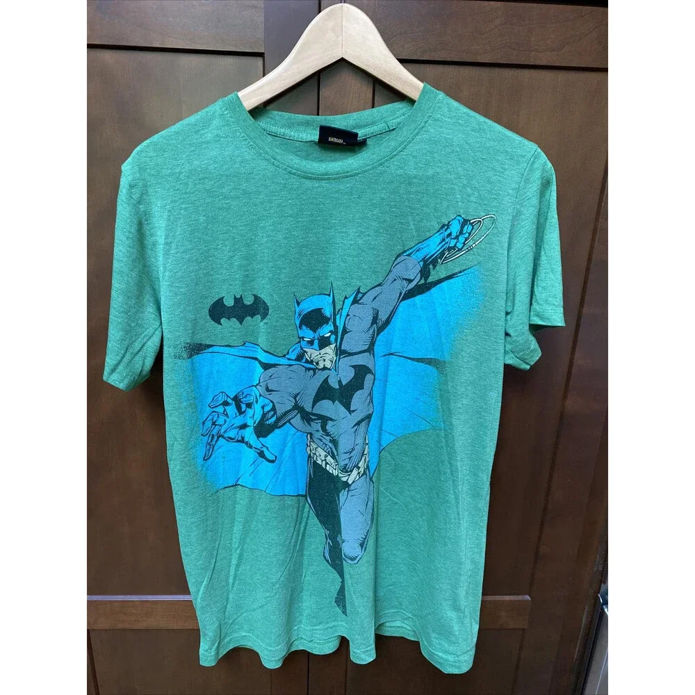 DC Comics Batman TM&co T-Shirt Size M marvel Green